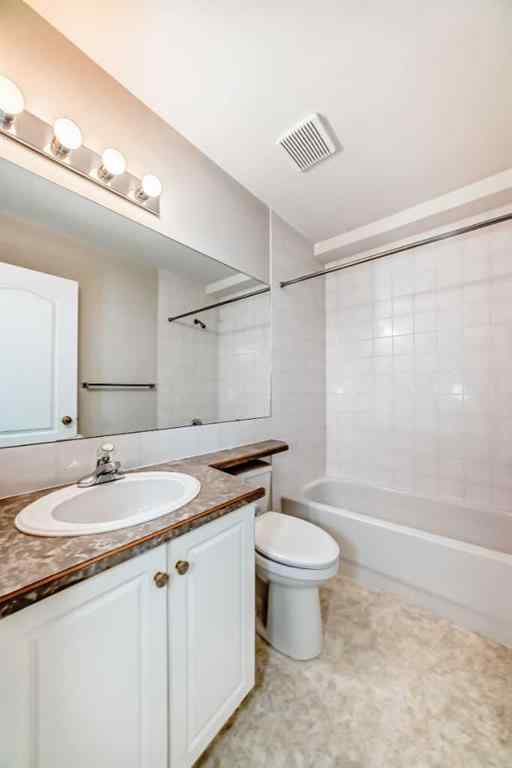 MLS® A2265713 - 4819 45 Avenue  in NONE Innisfail, Residential