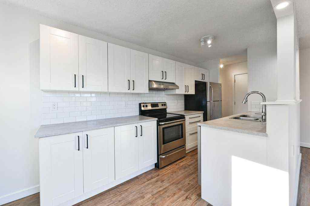 MLS® A2265718 - Unit #204 2220 16A Street SW in Bankview Calgary, Residential