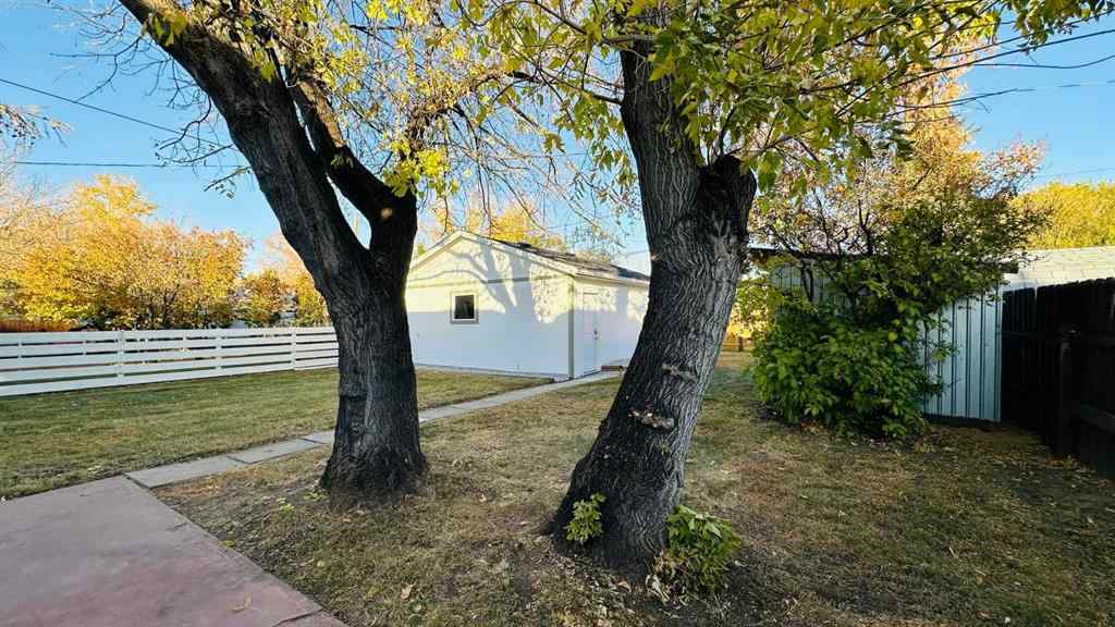 MLS® A2265720 - 104 22 Street NW   in Midland Drumheller, Residential