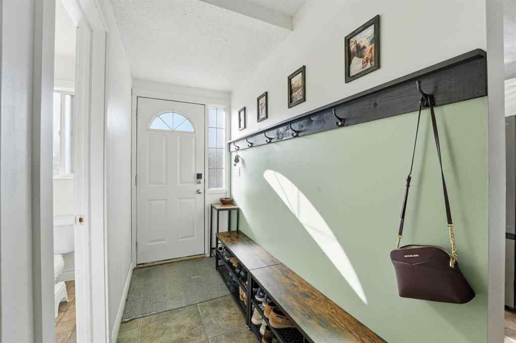 MLS® A2265721 - Unit #18 1 Fir Street  in Fairview Red Deer, Residential