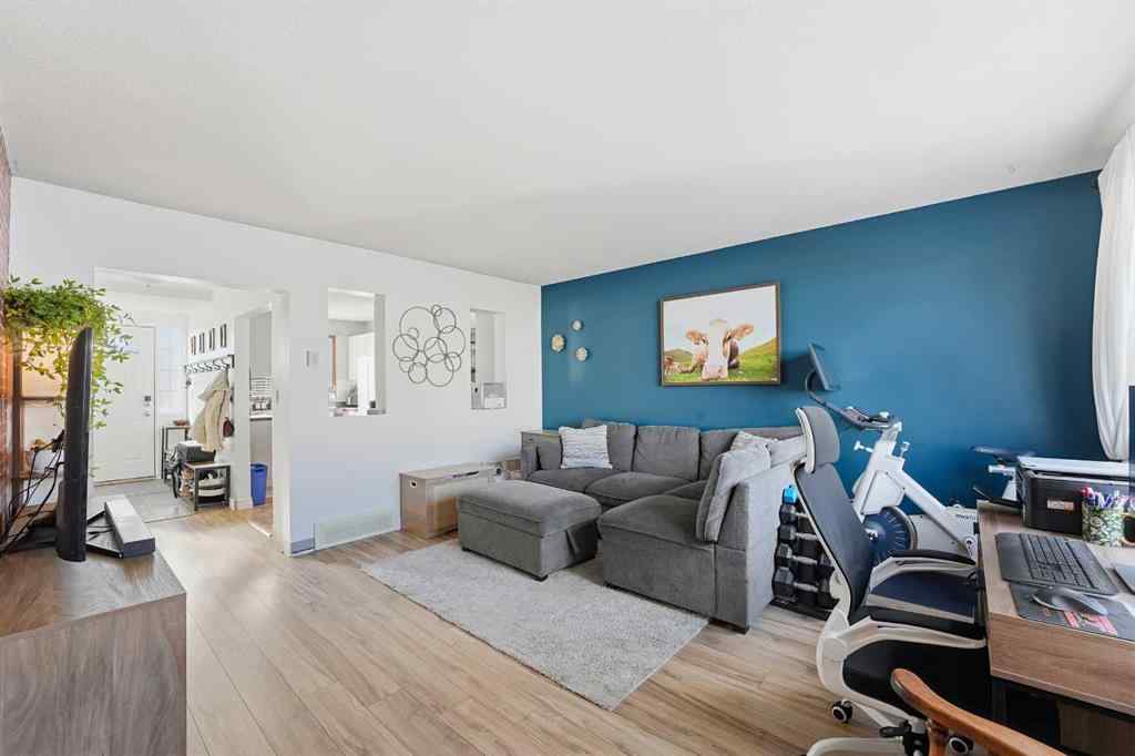 MLS® A2265721 - Unit #18 1 Fir Street  in Fairview Red Deer, Residential