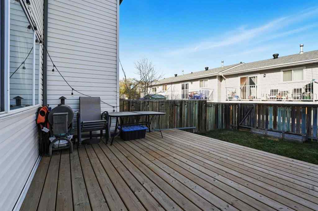 MLS® A2265721 - Unit #18 1 Fir Street  in Fairview Red Deer, Residential