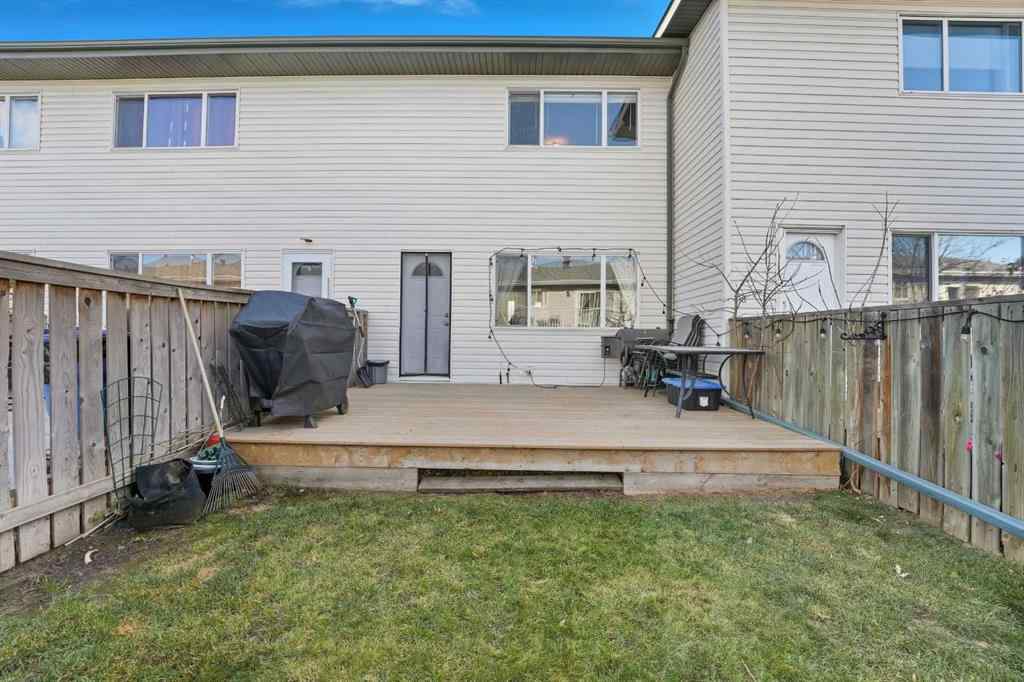 MLS® A2265721 - Unit #18 1 Fir Street  in Fairview Red Deer, Residential