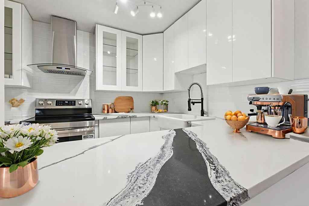 MLS® A2265722 - Unit #502 1311 15 Avenue SW in Beltline Calgary, Residential