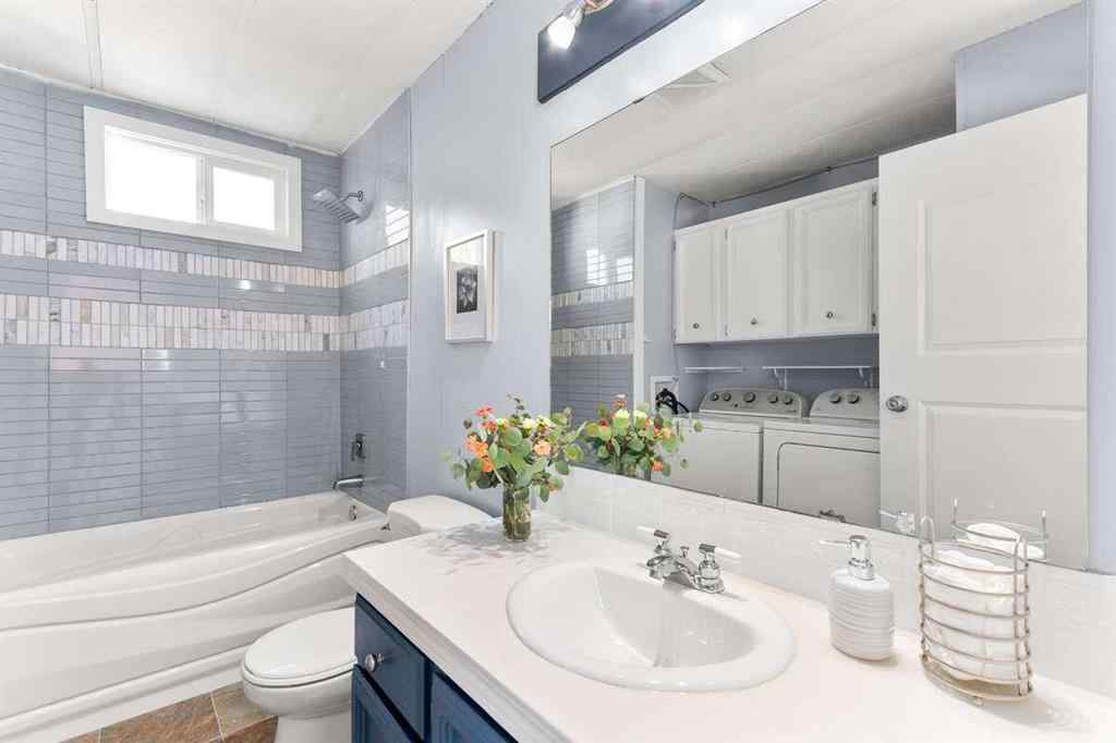 MLS® A2265726 - 5800 46 Street  in NONE Olds, Mobile