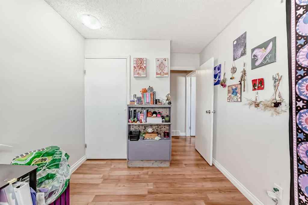 MLS® A2265730 - Unit #17 131 Templehill Drive NE in Temple Calgary, Residential