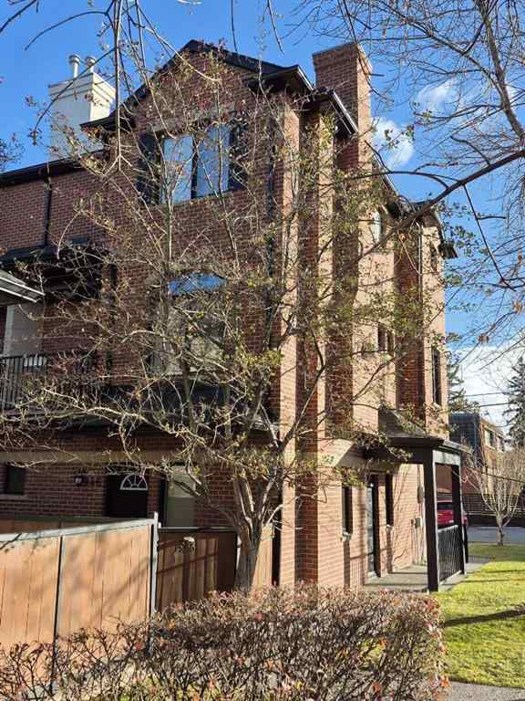 MLS® A2265731 - 1946 29 Street SW in Killarney/Glengarry Calgary, Residential