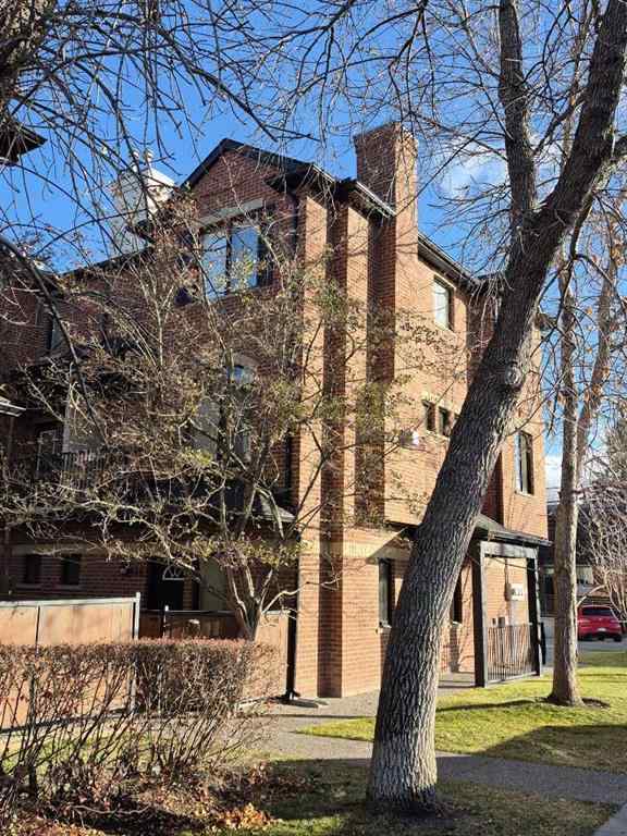 MLS® A2265731 - 1946 29 Street SW in Killarney/Glengarry Calgary, Residential