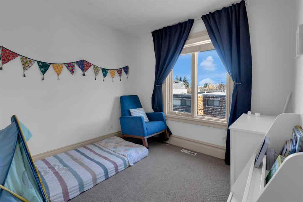 MLS® A2265731 - 1946 29 Street SW in Killarney/Glengarry Calgary, Residential