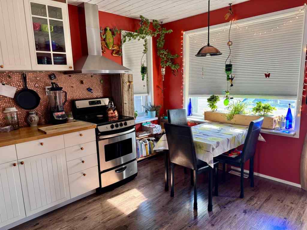 MLS® A2265732 - 8137 19 Avenue  in NONE Coleman, Residential