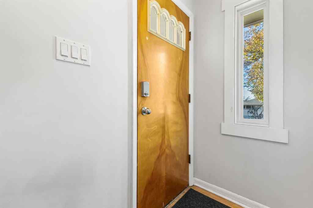 MLS® A2265733 - 1036 17 Street NE in Mayland Heights Calgary, Residential