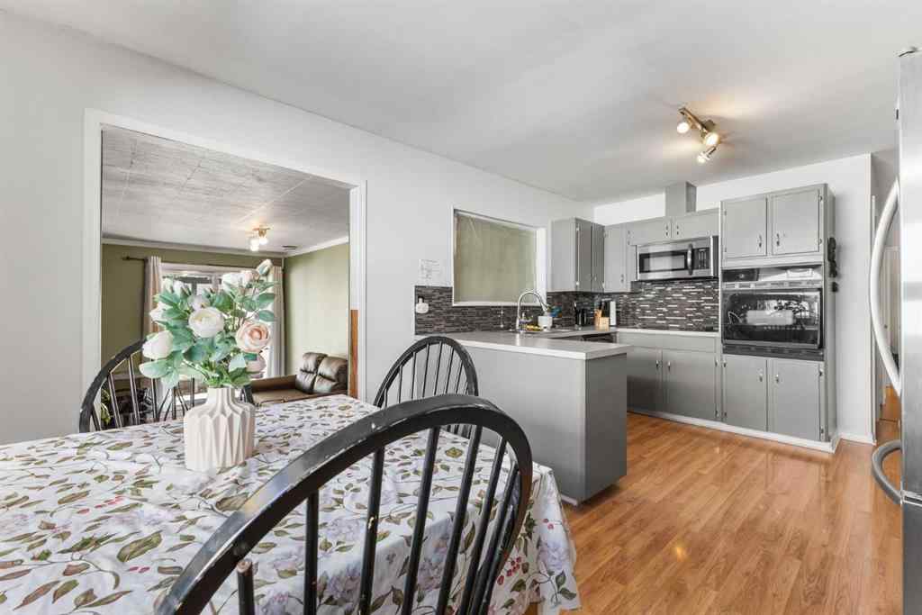 MLS® A2265733 - 1036 17 Street NE in Mayland Heights Calgary, Residential