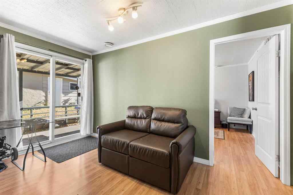 MLS® A2265733 - 1036 17 Street NE in Mayland Heights Calgary, Residential