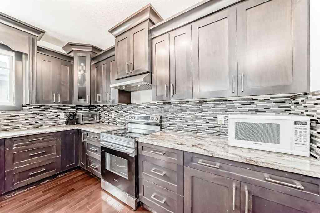 MLS® A2265735 - 388 Kinniburgh Boulevard  in Kinniburgh North Chestermere, Residential