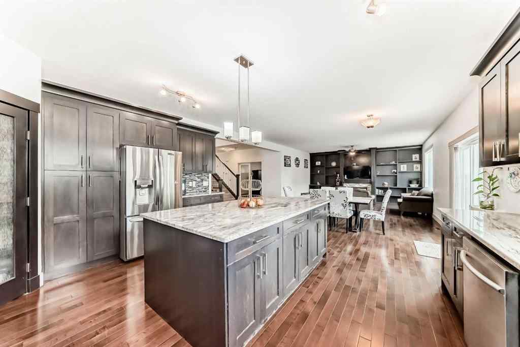 MLS® A2265735 - 388 Kinniburgh Boulevard  in Kinniburgh North Chestermere, Residential