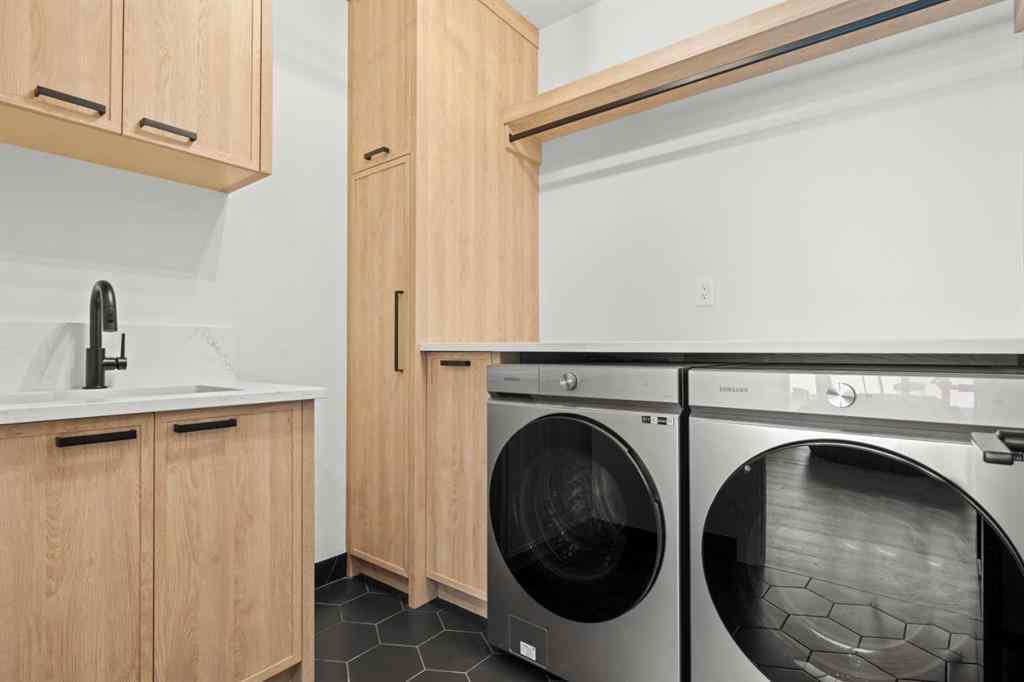 MLS® A2265742 - 336 West Chestermere Drive  in NONE Chestermere, Residential