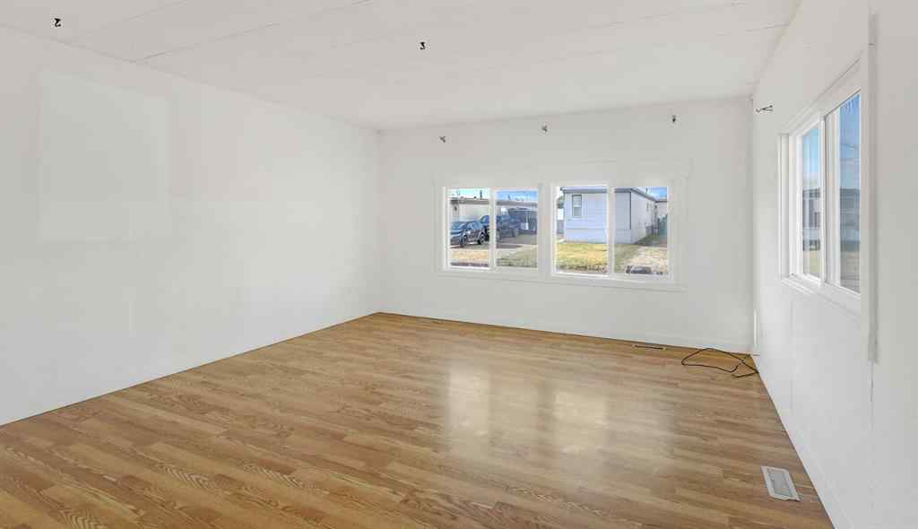 MLS® A2265744 - Unit #50 9824 104 Avenue  in N/A Clairmont, Mobile