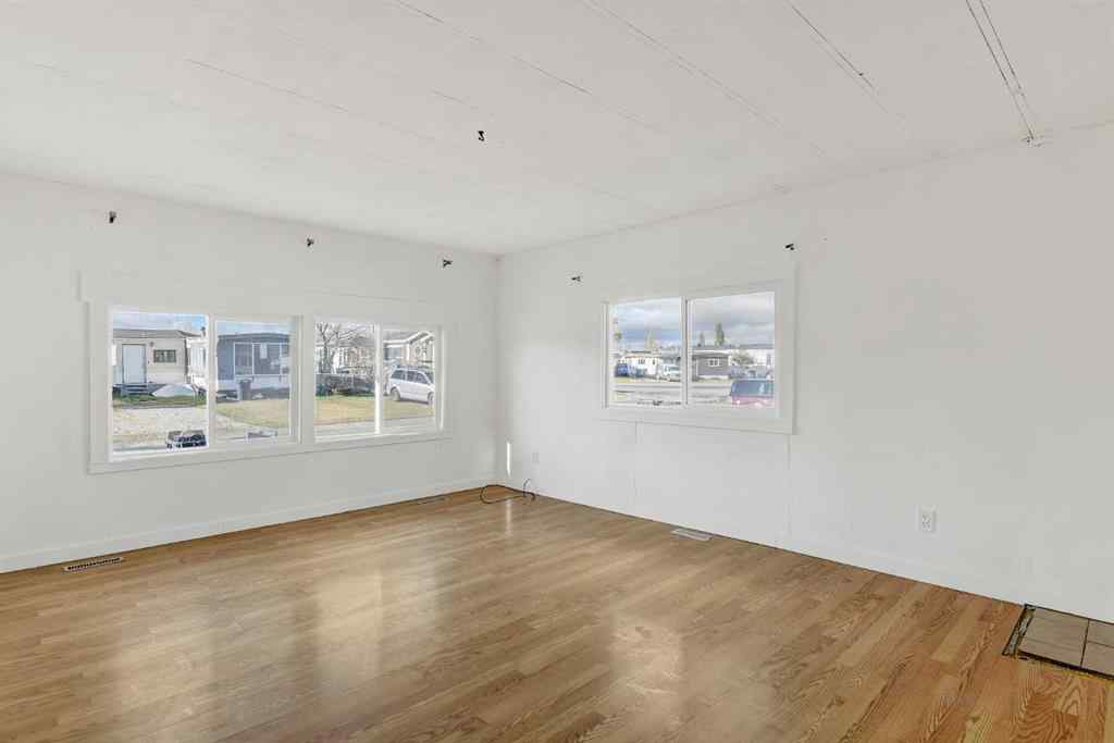 MLS® A2265744 - Unit #50 9824 104 Avenue  in N/A Clairmont, Mobile