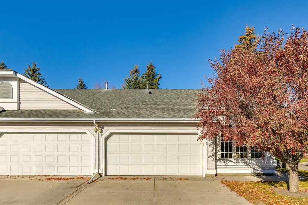 MLS® A2265745 - 31 Douglasview Park SE in Douglasdale/Glen Calgary, Residential