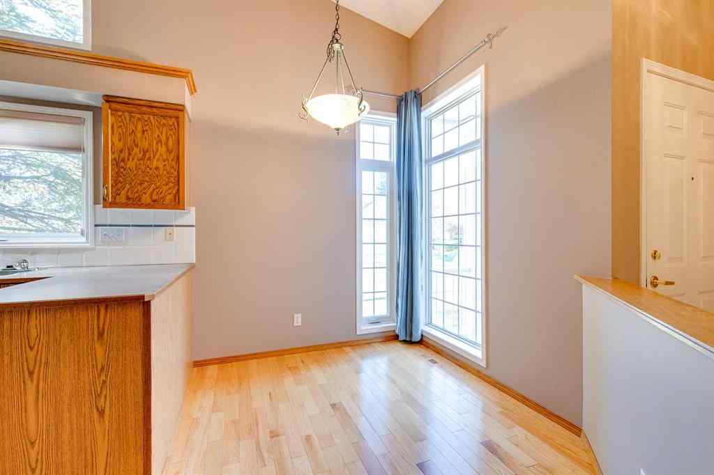 MLS® A2265745 - 31 Douglasview Park SE in Douglasdale/Glen Calgary, Residential