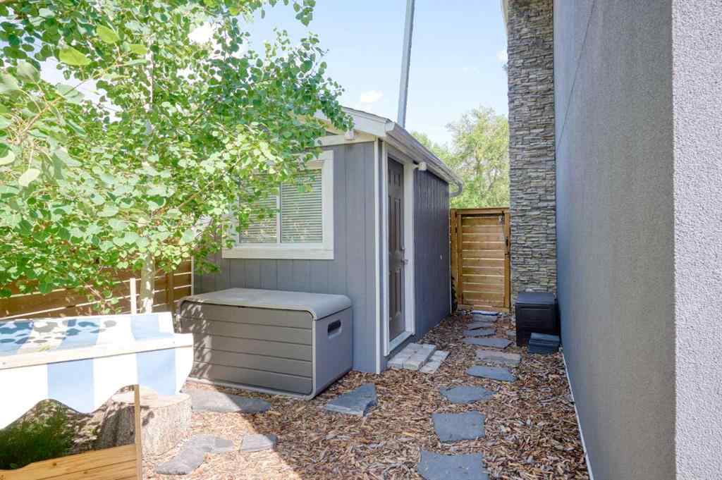 MLS® A2265747 - 8027 Churchill Drive SW in Chinook Park Calgary, Residential