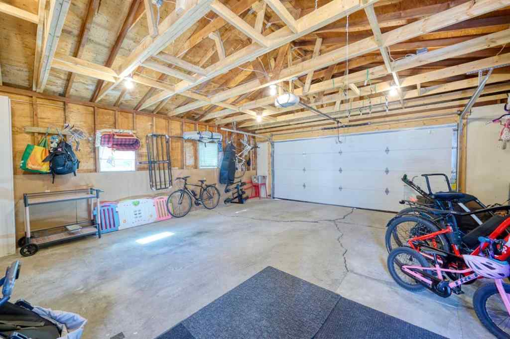 MLS® A2265747 - 8027 Churchill Drive SW in Chinook Park Calgary, Residential