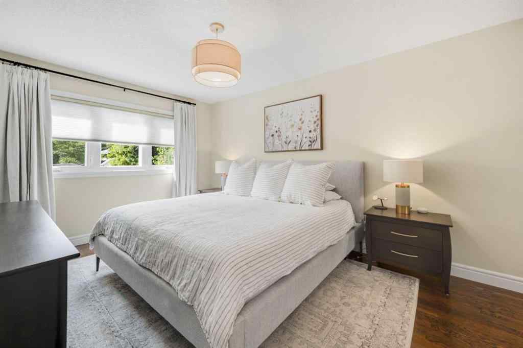 MLS® A2265747 - 8027 Churchill Drive SW in Chinook Park Calgary, Residential