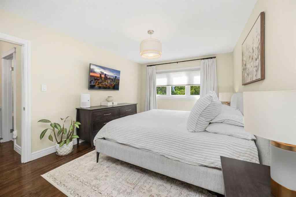 MLS® A2265747 - 8027 Churchill Drive SW in Chinook Park Calgary, Residential