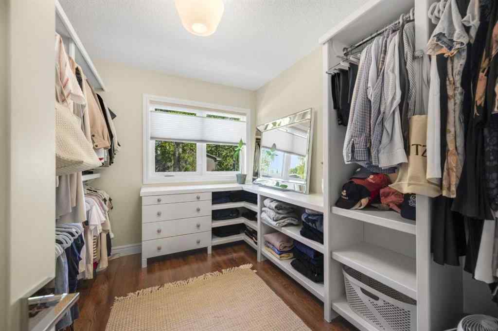 MLS® A2265747 - 8027 Churchill Drive SW in Chinook Park Calgary, Residential