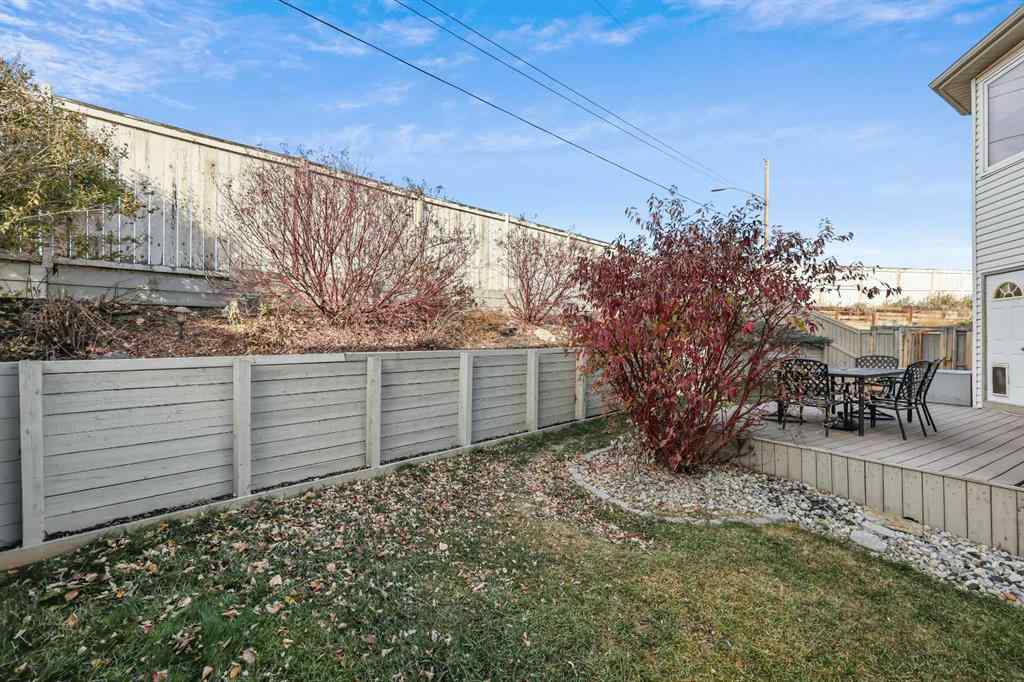 MLS® A2265753 - 753 Fairways Green NW in Fairways Airdrie, Residential