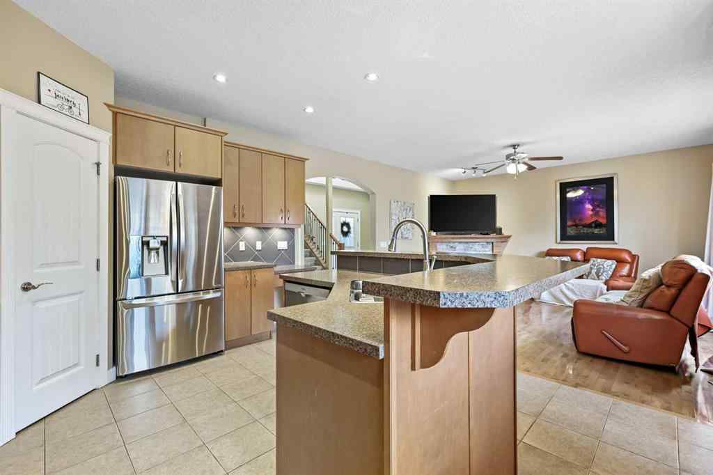 MLS® A2265753 - 753 Fairways Green NW in Fairways Airdrie, Residential