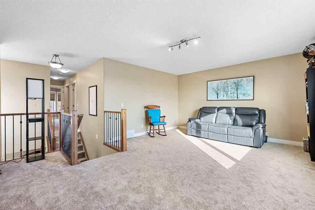 MLS® A2265753 - 753 Fairways Green NW in Fairways Airdrie, Residential
