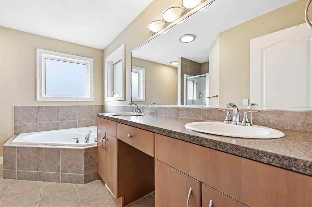 MLS® A2265753 - 753 Fairways Green NW in Fairways Airdrie, Residential