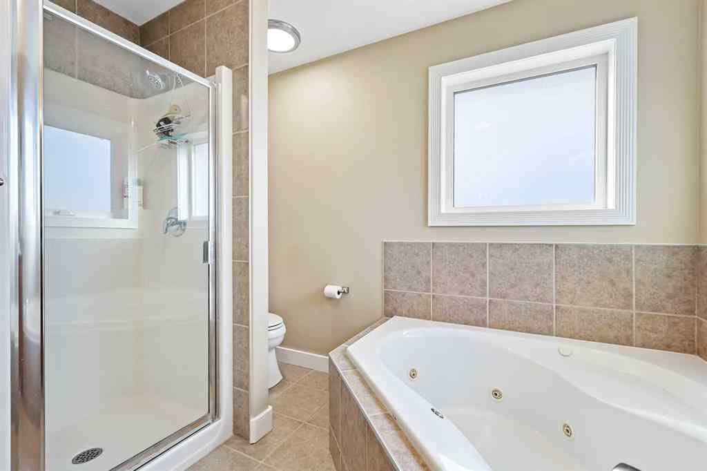 MLS® A2265753 - 753 Fairways Green NW in Fairways Airdrie, Residential