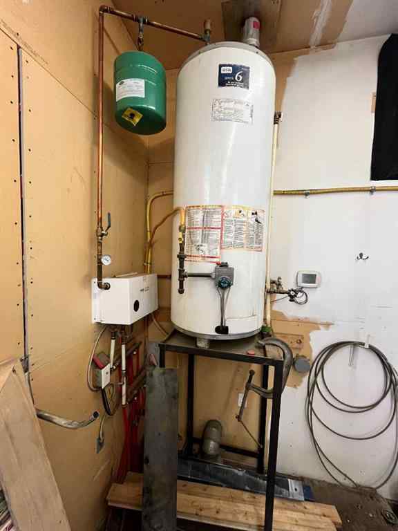 MLS® A2265754 - 5104 44 Avenue  in NONE Taber, Residential