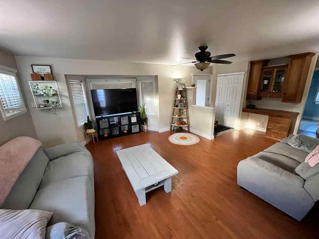 MLS® A2265754 - 5104 44 Avenue  in NONE Taber, Residential