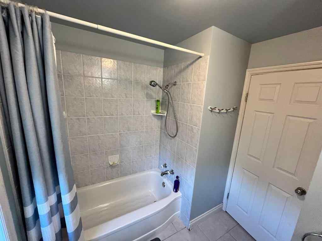 MLS® A2265754 - 5104 44 Avenue  in NONE Taber, Residential