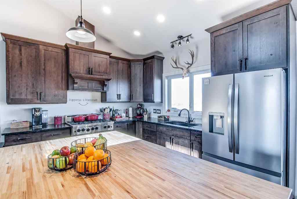 MLS® A2265756 - 7316 Township Road 144   in NONE Rural Cypress County, Residential