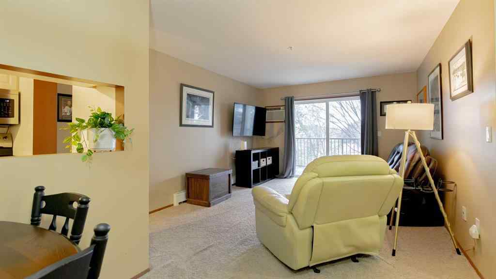 MLS® A2265763 - Unit #306 245 Red Deer Drive SW in SW Hill Medicine Hat, Residential