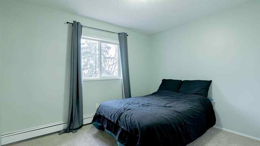 MLS® A2265763 - Unit #306 245 Red Deer Drive SW in SW Hill Medicine Hat, Residential