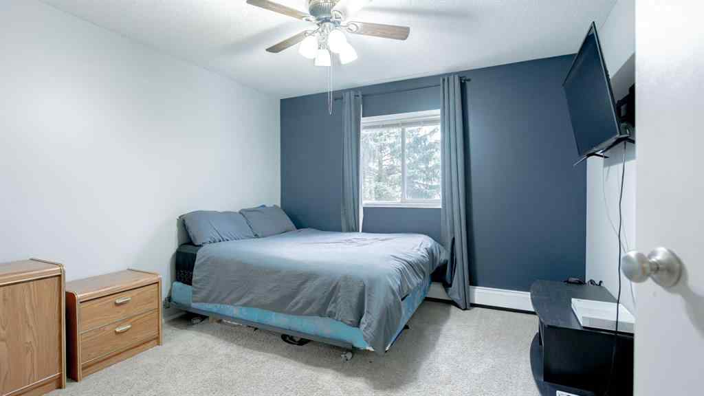 MLS® A2265763 - Unit #306 245 Red Deer Drive SW in SW Hill Medicine Hat, Residential