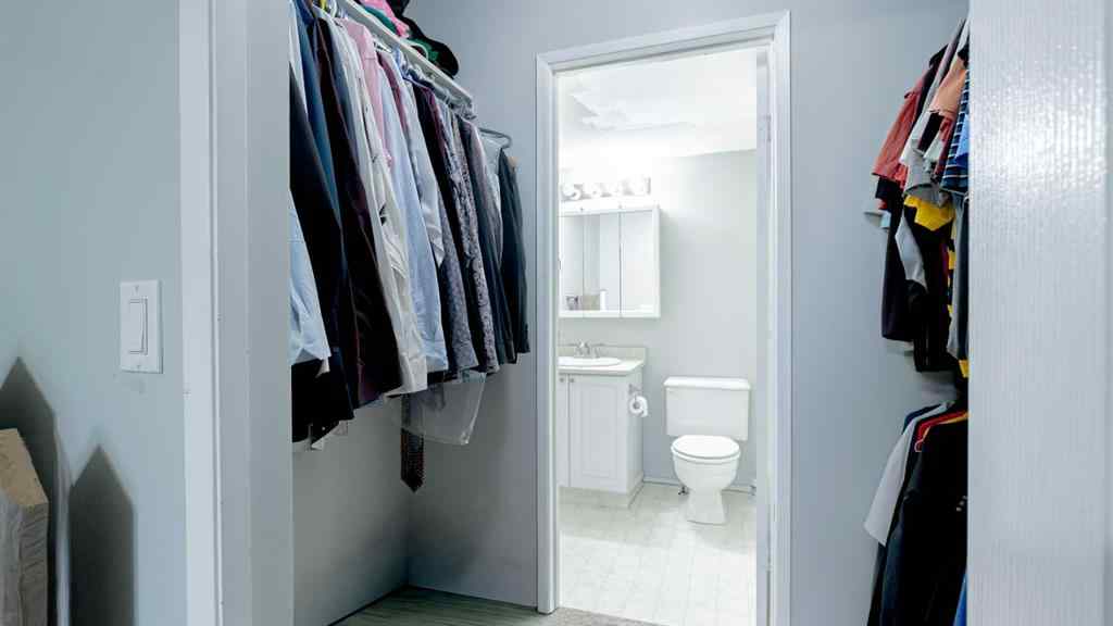 MLS® A2265763 - Unit #306 245 Red Deer Drive SW in SW Hill Medicine Hat, Residential