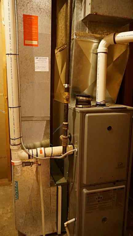 MLS® A2265765 - 216 Third Avenue N in Marwayne Marwayne, Residential