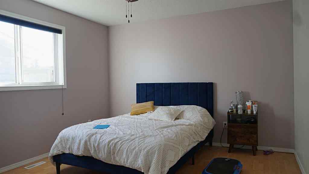 MLS® A2265765 - 216 Third Avenue N in Marwayne Marwayne, Residential