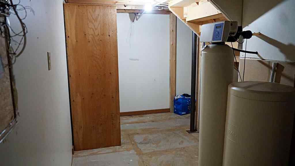 MLS® A2265765 - 216 Third Avenue N in Marwayne Marwayne, Residential