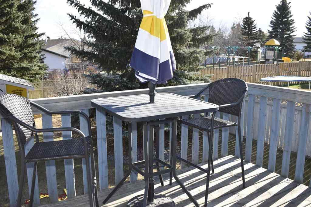 MLS® A2265767 - 4923 55 Street  in NONE Alix, Residential