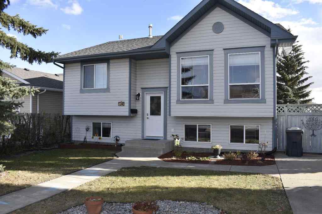 MLS® A2265767 - 4923 55 Street  in NONE Alix, Residential
