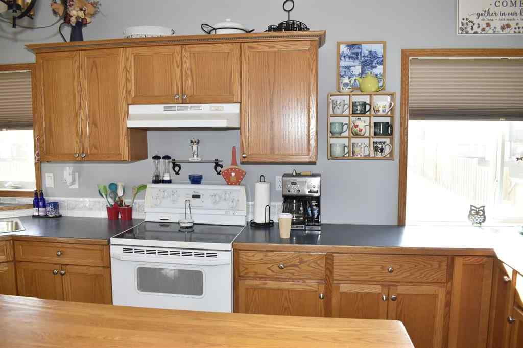 MLS® A2265767 - 4923 55 Street  in NONE Alix, Residential