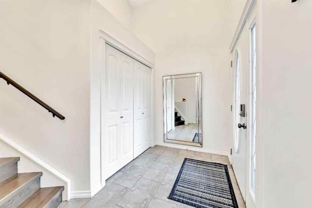 MLS® A2265768 - 7102 39 Street  in Parkview Estates Lloydminster, Residential