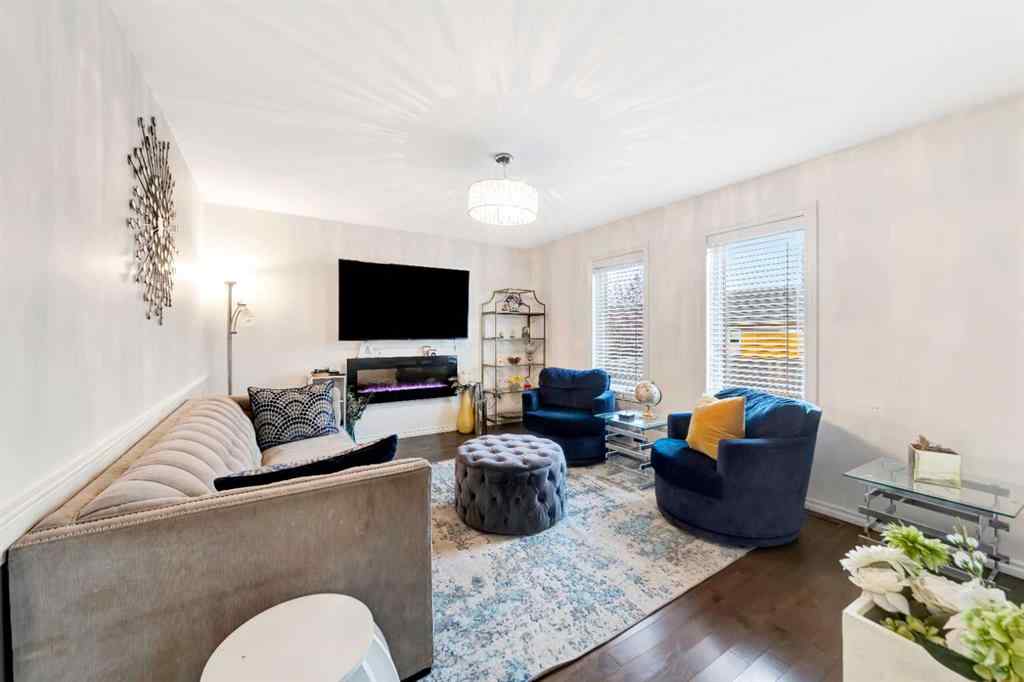 MLS® A2265768 - 7102 39 Street  in Parkview Estates Lloydminster, Residential